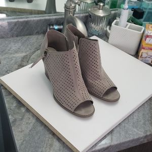 Anne Klein suede shoes